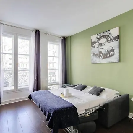 Marais District - Spacious Studio Flat Sleeps 4 By Guestready Appartamento *