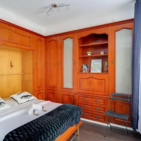 Marais District - Spacious Studio Flat Sleeps 4 By Guestready * Parigi